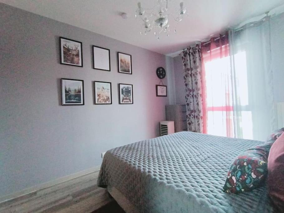 Appartement 4 Pieces - La Rose Des Yvelines - Classe 3 Etoiles Трап Экстерьер фото
